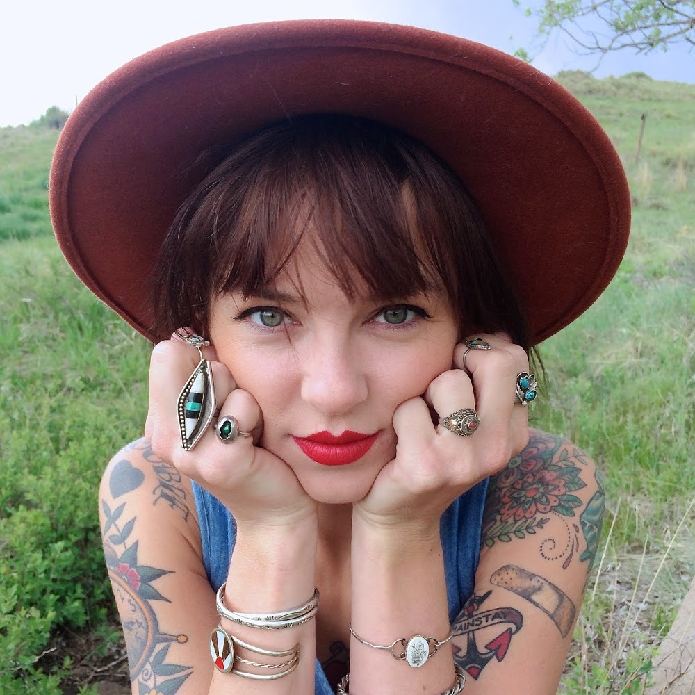 Meet your Posher, Annie
